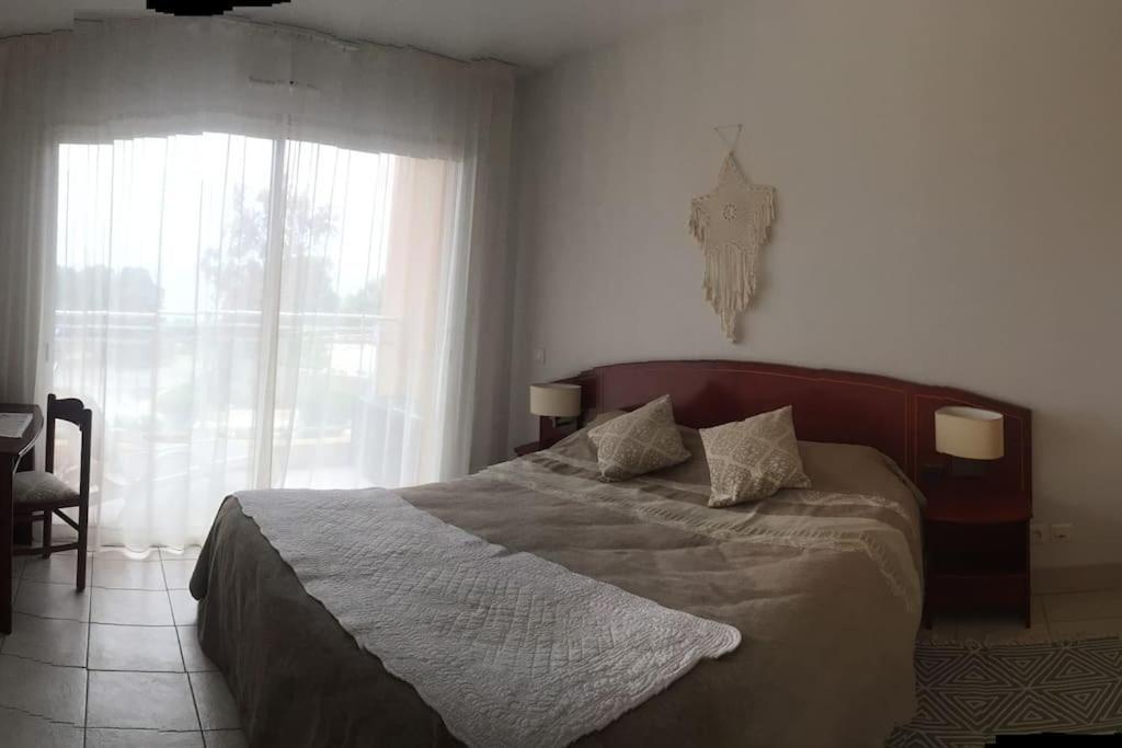 F2 Vue Mer Dans Residence Avec Piscine Ajaccio  Exterior photo